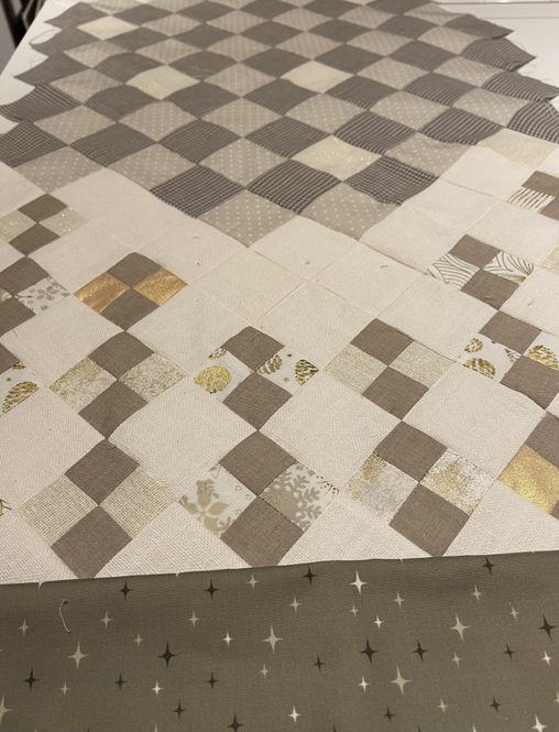Hovedbilde Varm høstkveld i gull og ...