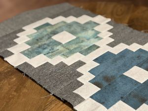 Til inspirasjon - Fargeglad Sikk-Sakk, løper i koks og petrol