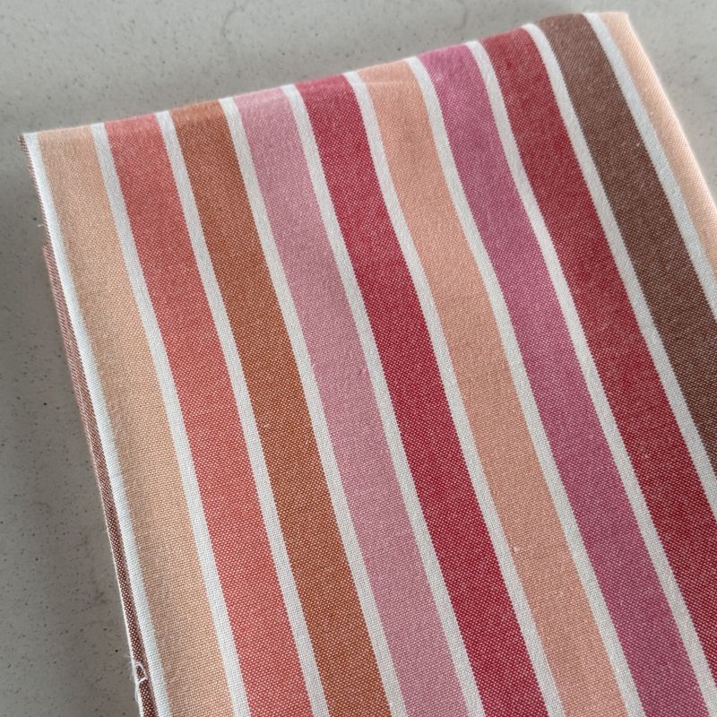 Kjøkkenruter - striper i rosa, fersken og brune striper