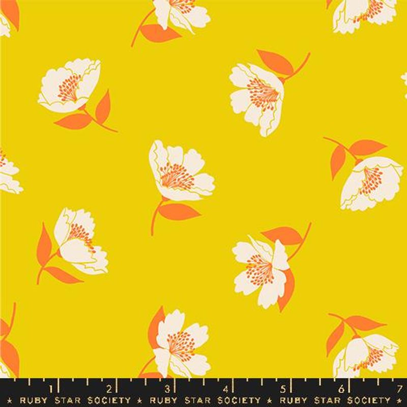 Ruby Star- Juicy Store blomster på gul bunn